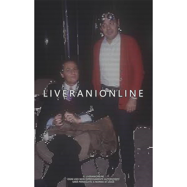DIAP-RETROSPETTIVA GIANNI BONCOMPAGNI CONDUTTORE RADIOFONICO E PAROLIERE NELLA FOTO GIANNI BONCOMPAGNI A ROMA NELL\'ANNO 1988 CON RENZO ARBORE AG ALDO LIVERANI SAS 