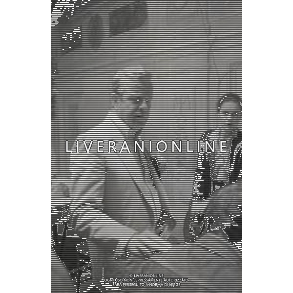 NEG-RETROSPETTIVA FRANCO ZEFFIRELLI REGISTA NELLA FOTO FRANCO ZEFFIRELLI A FIRENZE NELL\'ANNO 1985 IN CAMPAGNA ELETTORALE AG ALDO LIVERANI SAS