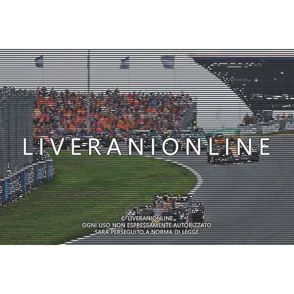 Max Verstappen (NLD) Red Bull Racing RB19 leads at the start of the race. 27.08.2023. Formula 1 World Championship, Rd 14, Dutch Grand Prix, Zandvoort, Netherlands, Race Day. - www.xpbimages.com, EMail: requests@xpbimages.com © Copyright: Bearne / XPB Images ONLY ITALY-AG ALDO LIVERANI SAS