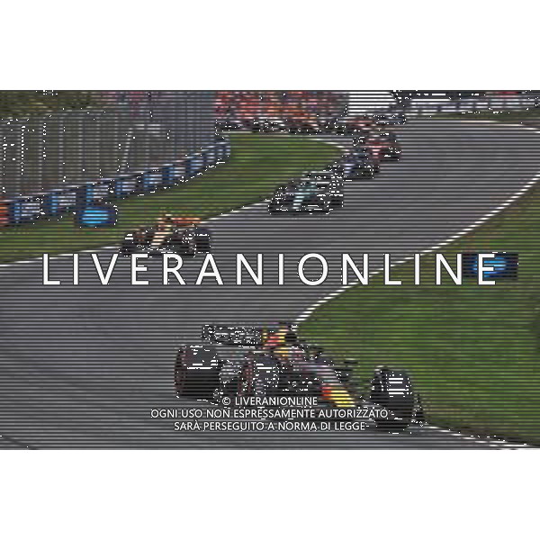 Max Verstappen (NLD) Red Bull Racing RB19 leads at the start of the race. 27.08.2023. Formula 1 World Championship, Rd 14, Dutch Grand Prix, Zandvoort, Netherlands, Race Day. - www.xpbimages.com, EMail: requests@xpbimages.com © Copyright: Bearne / XPB Images ONLY ITALY-AG ALDO LIVERANI SAS