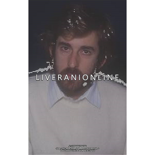 RETROSPETTIVA NANNI MORETTI REGISTA NELLA FOTO NANNI MORETTI A MILANO NELL\'ANNO 1984 TERRAZZA MARTINI AG ALDO LIVERANI SAS  