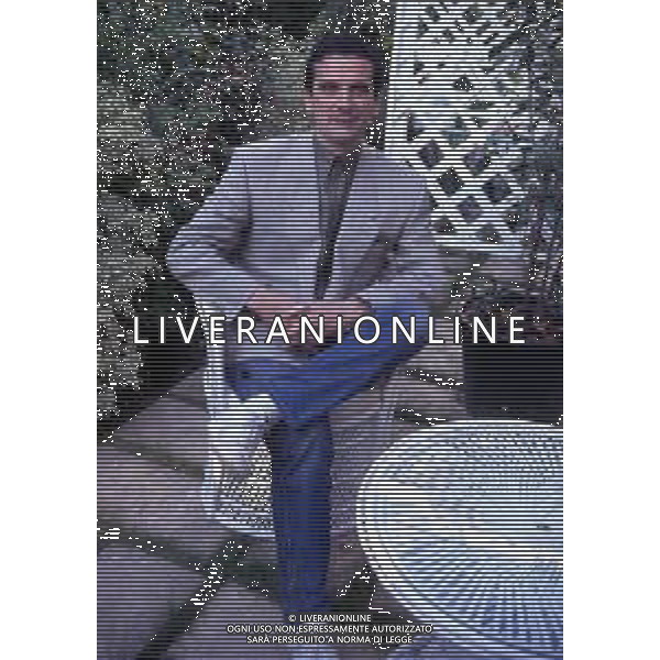 DIAP-RETROSPETTIVA MASSIMO TROISI ATTORE NELLA FOTO MASSIMO TROISI A VENEZIA NELL\'ANNO 1989 AG ALDO LIVERANI SAS