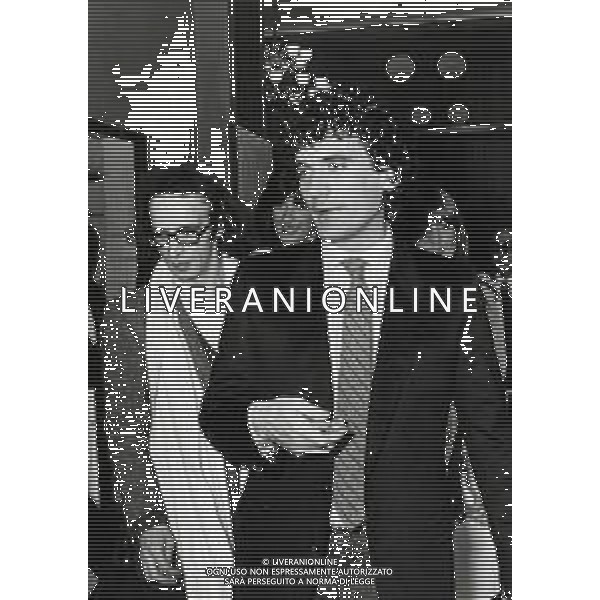 ST-RETROSPETTIVA MASSIMO TROISI ATTORE NELLA FOTO MASSIMO TROISI CON ROBERTO BENIGNI AG ALDO LIVERANI SAS