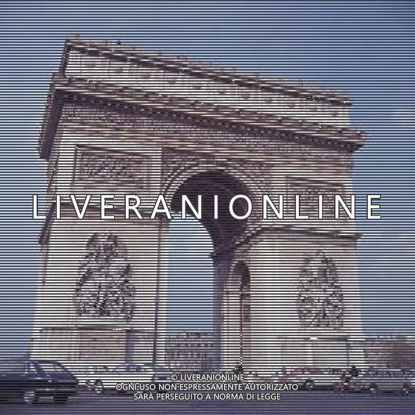 DIAP-1970-1975 FRANCIA-PARIGI L\'ARCO DEL TRIONFO AG ALDO LIVERANI SAS
