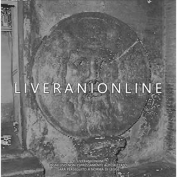 Neg- La Bocca della Verita\', antico mascherone in marmo, si trova nel portico della chiesa di Santa Maria in Cosmedin dal 1632. Roma anni 50-60 AG ALDO LIVERANI SAS