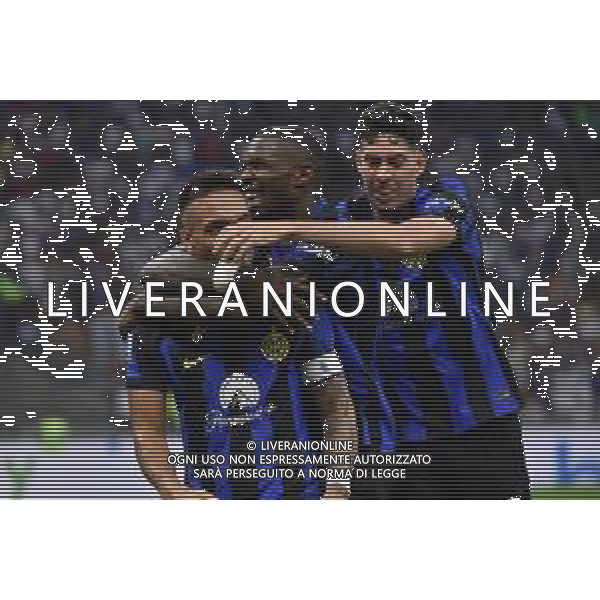 Inter vs Fiorentina nella foto esultanza Inter dopo il gol del 2 a 0 Milano 03-09-2023 Stadio Giuseppe Meazza - San Siro Campionato Serie A TIM - 3a giornata foto Roberto Garavaglia/ag. Aldo Liverani sas