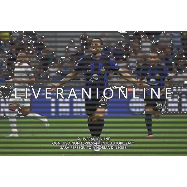 Inter vs Fiorentina nella foto Hakan Calhanoglu (Inter) esulta dopo il gol del 3 a 0 Milano 03-09-2023 Stadio Giuseppe Meazza - San Siro Campionato Serie A TIM - 3a giornata foto Roberto Garavaglia/ag. Aldo Liverani sas/ AGENZIA ALDO LIVERANI SAS