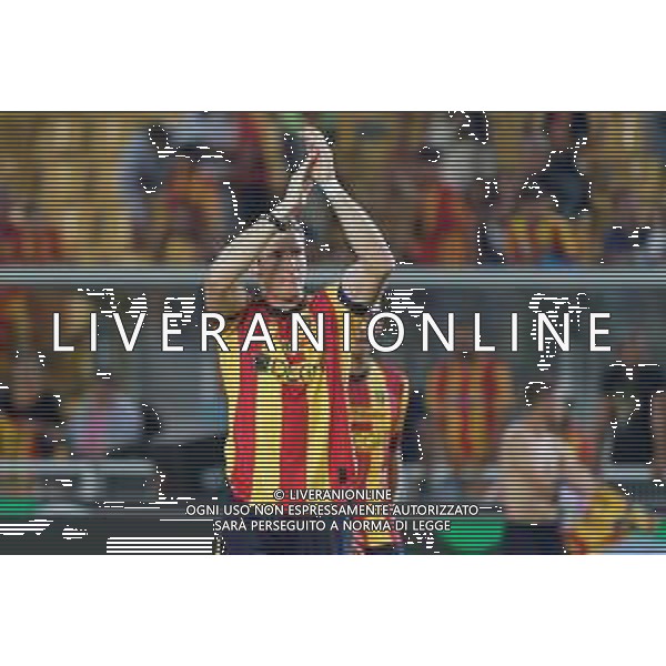 Federico Baschirotto (US Lecce) applauds fans during the Italian soccer Serie A match US Lecce vs US Salernitana 1919 on September 3, 2023 at Via del Mare Stadium in Lecce, Italy. Photo by Emmanuele Mastrodonato/ag. Aldo Liverani sas/AGENZIA ALDO LIVERANI SAS