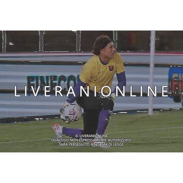Guillermo Ochoa (US Salernitana 1919) during the Italian soccer Serie A match US Lecce vs US Salernitana 1919 on September 3, 2023 at Via del Mare Stadium in Lecce, Italy. Photo by Emmanuele Mastrodonato/ag. Aldo Liverani sas/AGENZIA ALDO LIVERANI SAS