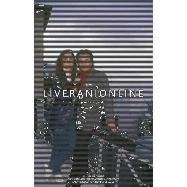 DIAP-RETROSPETTIVA ALBANO CARRISI CANTANTE NELLA FOTO ALBANO CARRISI NELL\'ANNO 1999 AL FESTIVAL DI SANREMO CON ROMINA POWER AG ALDO LIVERANI SAS  