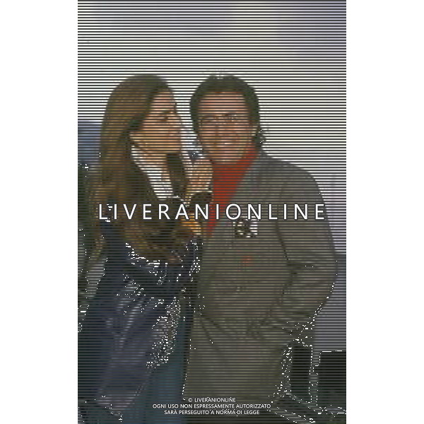 DIAP-RETROSPETTIVA ALBANO CARRISI CANTANTE NELLA FOTO ALBANO CARRISI NELL\'ANNO 1999 AL FESTIVAL DI SANREMO CON ROMINA POWER AG ALDO LIVERANI SAS  