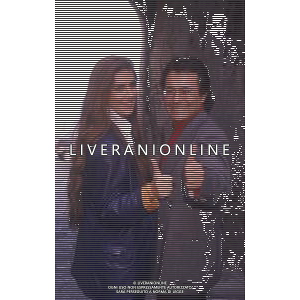 DIAP-RETROSPETTIVA ALBANO CARRISI CANTANTE NELLA FOTO ALBANO CARRISI NELL\'ANNO 1999 AL FESTIVAL DI SANREMO CON ROMINA POWER AG ALDO LIVERANI SAS  