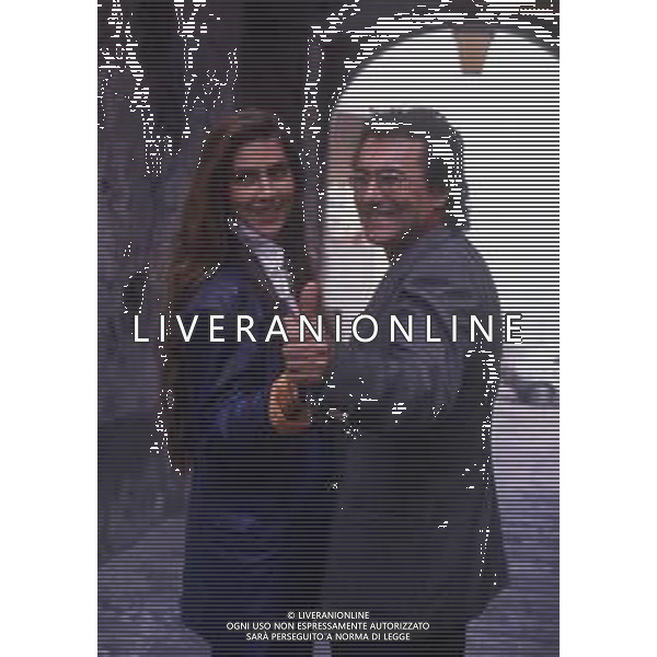 DIAP-RETROSPETTIVA ALBANO CARRISI CANTANTE NELLA FOTO ALBANO CARRISI NELL\'ANNO 1999 AL FESTIVAL DI SANREMO CON ROMINA POWER AG ALDO LIVERANI SAS  