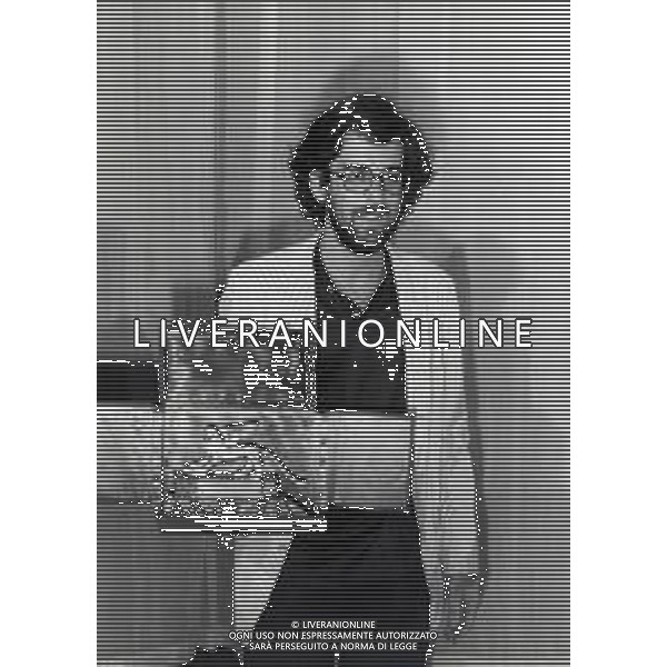 NEG-RETROSPETTIVA NANNI MORETTI REGISTA NELLA FOTO NANNI MORETTI A VENEZIA A VENEZIA NELL\'ANNO 1979 PREMIATO CON IL LEONE D\'ORO AG ALDO LIVERANI SAS