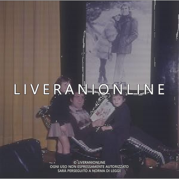 COL-RETROSPETTIVA GINO SANTERCOLE CANTANTE  NELLA FOTO GINO SANTERCOLE COI FIGLI  ARCHIVIO GIOVANNI LIVERANI-AG ALDO LIVERANI SAS