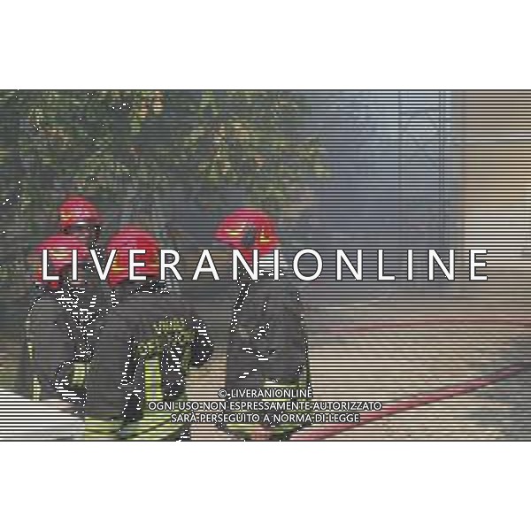 SESTO IMOLESE FRAZIONE DI IMOLA 10 09 2023 INCENDIO CASA VIA SAN VITALE ALTEZZA SESTO IMOLESE PRESENTI VIGILI DEL FUOCO CARABINIERI POLIZIA MUNICIPALE 118 NESSUN FERITO ©SANNA / AGENZIA ALDO LIVERANI SAS