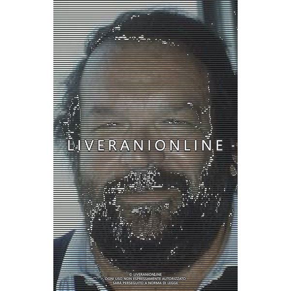 DIAP-RETROSPETTIVA BUD SPENCER PSEUDONIMO DI CARLO PEDERSOLI ATTORE NELLA FOTO BUD SPENCER A TERRAZZA MARTINI A MILANO NELL\'ANNO 1982 AG ALDO LIVERANI SAS