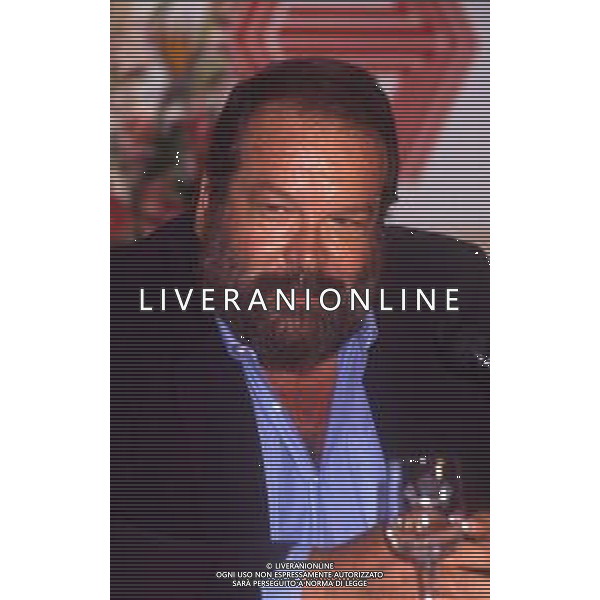 DIAP-RETROSPETTIVA BUD SPENCER PSEUDONIMO DI CARLO PEDERSOLI ATTORE NELLA FOTO BUD SPENCER NELL\'ANNO 1985 AG ALDO LIVERANI SAS 