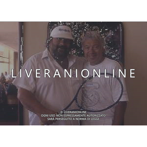 DIAP-RETROSPETTIVA BUD SPENCER PSEUDONIMO DI CARLO PEDERSOLI ATTORE NELLA FOTO BUD SPENCER CON NICOLA PIETRANGELI A MONTECARLO NELL\'ANNO 1989 AG ALDO LIVERANI SAS 