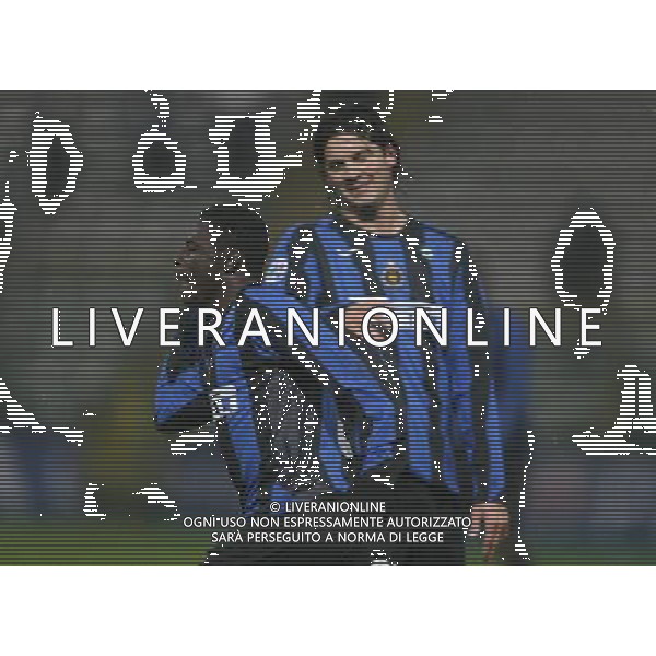 Parma - Inter Coppa Italia Tim Cup 30/11/2005 nella foto esultanza di Obafemi Martins dopo il gol ph filippo venezia/agenzia aldo liverani