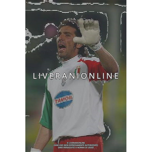 FIRENZE 1 DICEMBRE 2005 FIORENTINA - JUVENTUS COPPA ITALIA NELLA FOTO: BUFFON GIANLUIGI FOTO NUCCI / AG. ALDO LIVERANI