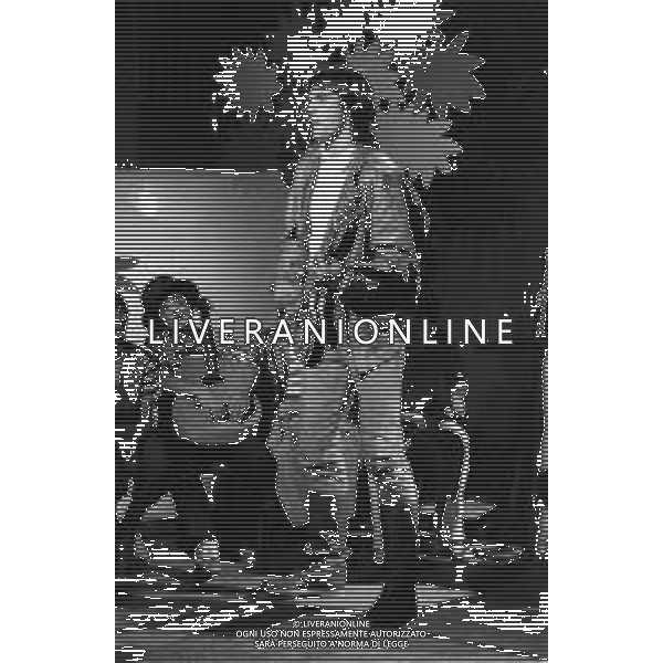 Neg- AMBRA E PARIDE ORFEI DURANTE LA REGISTRAZIONE DI UNA TRASMISSIONE TELEVISIVA A MILANO IL 31.12.1982 AG ALDO LIVERANI SAS