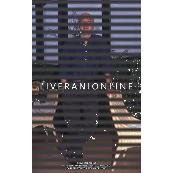 DIAP-RETROSPETTIVA CLAUDIO BISIO ATTORE NELLA FOTO CLAUDIO BISIO NELL\'ANNO 2000 A MILANO AG ALDO LIVERANI SAS