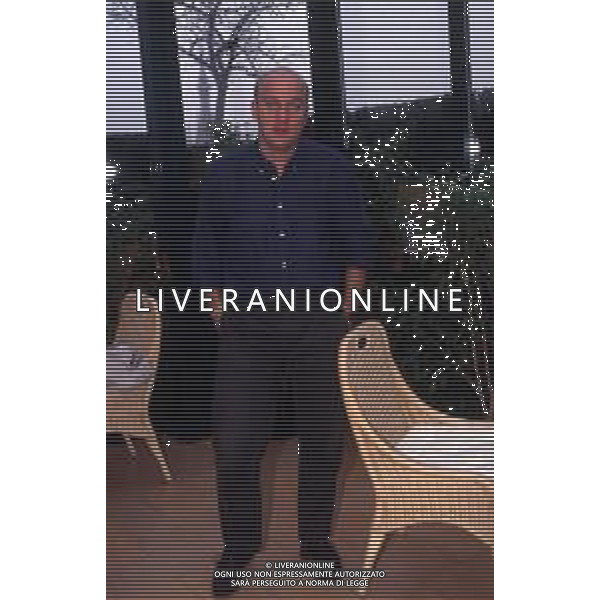 DIAP-RETROSPETTIVA CLAUDIO BISIO ATTORE NELLA FOTO CLAUDIO BISIO NELL\'ANNO 2000 A MILANO AG ALDO LIVERANI SAS