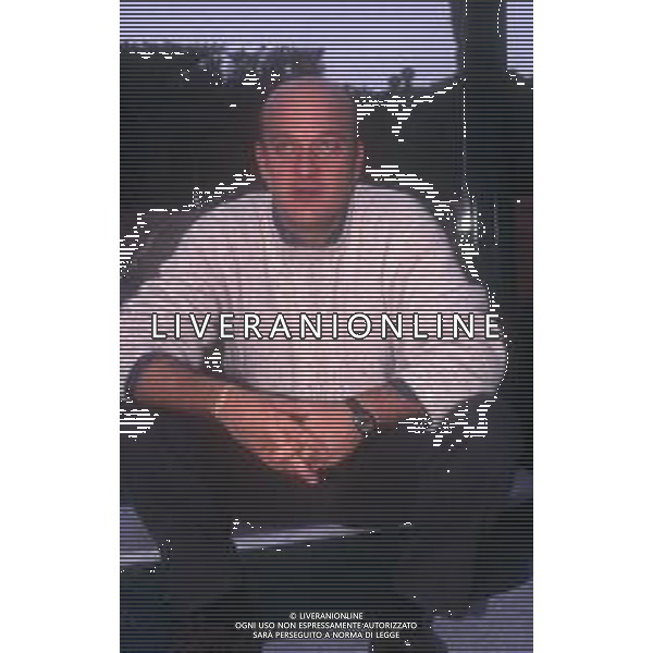 DIAP-RETROSPETTIVA CLAUDIO BISIO ATTORE NELLA FOTO CLAUDIO BISIO NELL\'ANNO 2000 A MILANO AG ALDO LIVERANI SAS