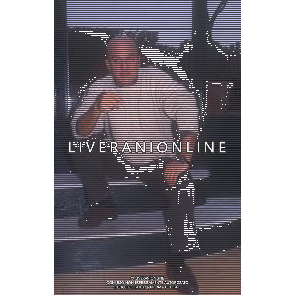 DIAP-RETROSPETTIVA CLAUDIO BISIO ATTORE NELLA FOTO CLAUDIO BISIO NELL\'ANNO 2000 A MILANO AG ALDO LIVERANI SAS