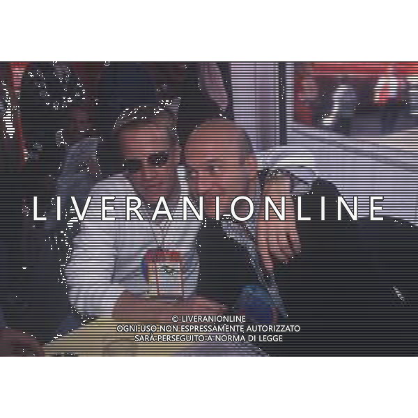 DIAP-RETROSPETTIVA CLAUDIO BISIO ATTORE NELLA FOTO CLAUDIO BISIO NELL\'ANNO 2000 A MILANO CON CRISTOPHER LAMBERT AG ALDO LIVERANI SAS  