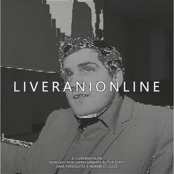 NEG-RETROSPETTIVA GINO SANTERCOLE ATTORE E CANTANTE NELLA FOTO GINO SANTERCOLE A FRASCATI NELL\'ANNO 1965 AG ALDO LIVERANI SAS