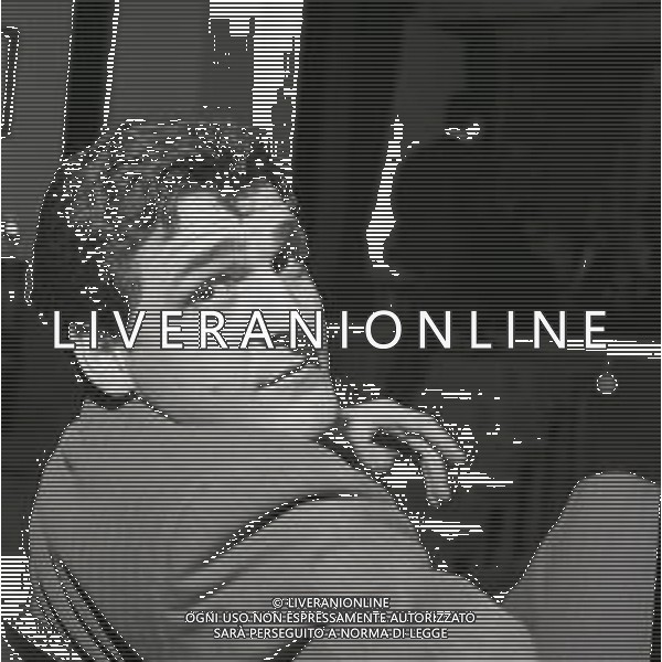 NEG-RETROSPETTIVA GINO SANTERCOLE ATTORE E CANTANTE NELLA FOTO GINO SANTERCOLE A FRASCATI NELL\'ANNO 1965 AG ALDO LIVERANI SAS