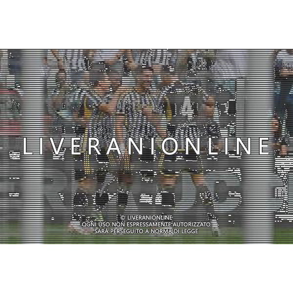 Torino 16.09.2023 Allianz Stadium @Manuela Viganti/Ag. Aldo Liverani sas Juventus vs Lazio Campionato Calcio Serie A TIM 2023/2024 4a giornata Nella foto: esultanza juventus dopo il gol di dusan vlahovic ©Viganti/AGENZIA ALDO LIVERANI SAS