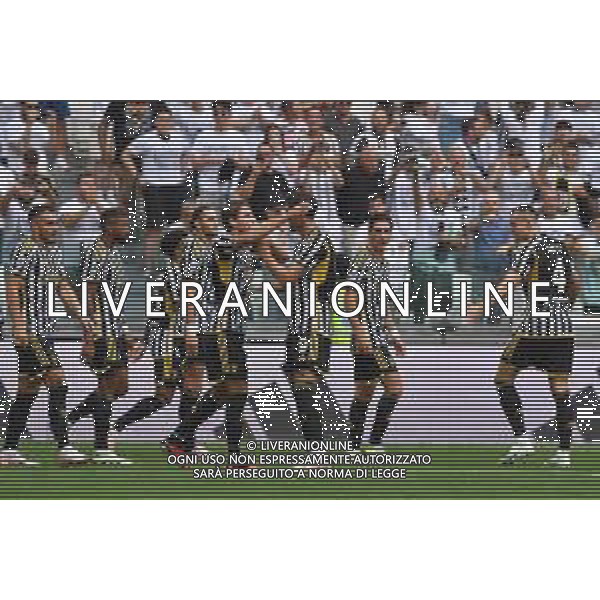 Torino 16.09.2023 Allianz Stadium @Manuela Viganti/Ag. Aldo Liverani sas Juventus vs Lazio Campionato Calcio Serie A TIM 2023/2024 4a giornata Nella foto: esultanza juventus dopo il gol di dusan vlahovic ©Viganti/AGENZIA ALDO LIVERANI SAS