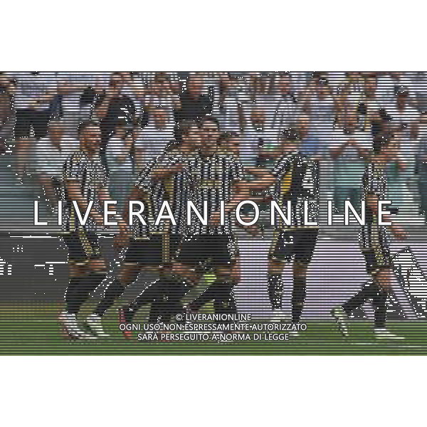 Torino 16.09.2023 Allianz Stadium @Manuela Viganti/Ag. Aldo Liverani sas Juventus vs Lazio Campionato Calcio Serie A TIM 2023/2024 4a giornata Nella foto: esultanza juventus dopo il gol di dusan vlahovic ©Viganti/AGENZIA ALDO LIVERANI SAS