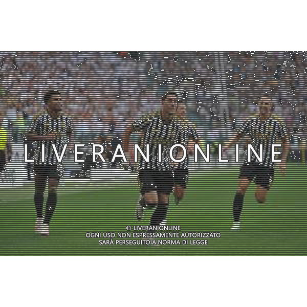 Torino 16.09.2023 Allianz Stadium @Manuela Viganti/Ag. Aldo Liverani sas Juventus vs Lazio Campionato Calcio Serie A TIM 2023/2024 4a giornata Nella foto: esultanza juventus dopo il gol di dusan vlahovic ©Viganti/AGENZIA ALDO LIVERANI SAS