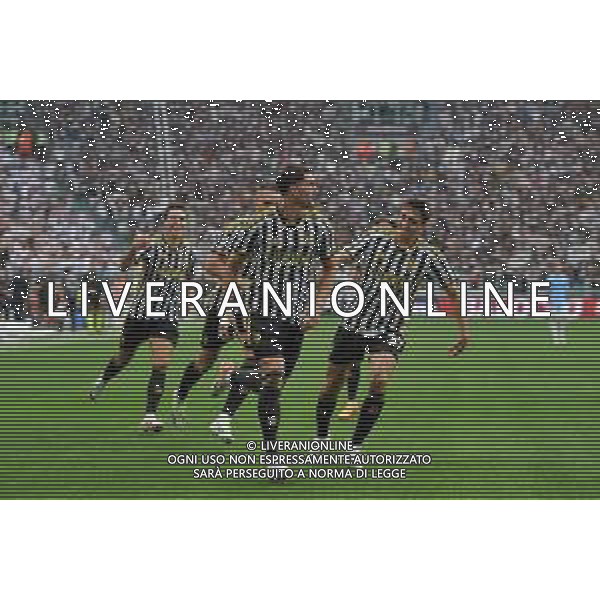 Torino 16.09.2023 Allianz Stadium @Manuela Viganti/Ag. Aldo Liverani sas Juventus vs Lazio Campionato Calcio Serie A TIM 2023/2024 4a giornata Nella foto: esultanza juventus dopo il gol di dusan vlahovic ©Viganti/AGENZIA ALDO LIVERANI SAS