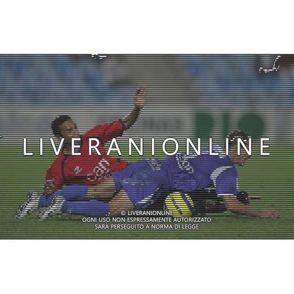 Getafe Madrid (SPA) 19-11-2005 liga spagnola 1 division 2005/06 getafe c.f. sad-club atletico osasuna 0:0 nella foto pernia e valdo ph marco luzzani/ag aldo liverani s.a.s.