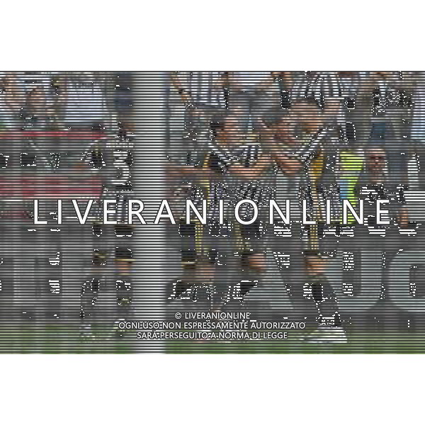 Torino 16.09.2023 Allianz Stadium @Manuela Viganti/Ag. Aldo Liverani sas Juventus vs Lazio Campionato Calcio Serie A TIM 2023/2024 4a giornata Nella foto: esultanza juventus dopo il gol di dusan vlahovic ©Viganti/AGENZIA ALDO LIVERANI SAS