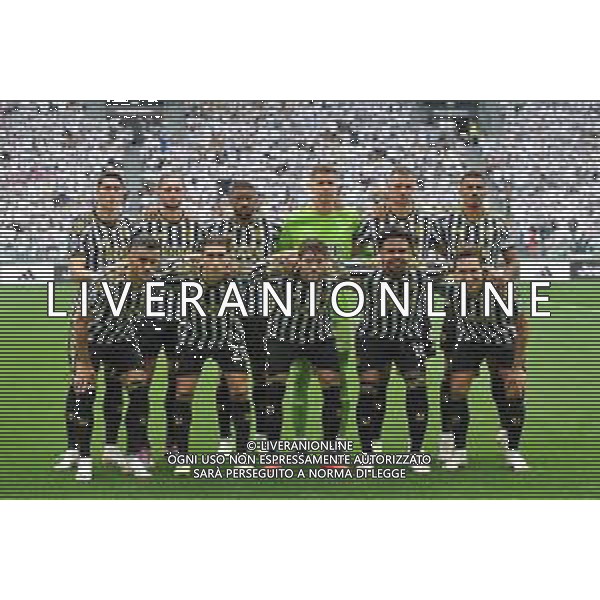 Torino 16.09.2023 Allianz Stadium @Manuela Viganti/Ag. Aldo Liverani sas Juventus vs Lazio Campionato Calcio Serie A TIM 2023/2024 4a giornata Nella foto: la formazione della juventus da sx verso dx: dusan vlahovic, adrien rabiot, gleison bremer, wojciech szczesny, federico gatti, danilo, filip kostic, fabio miretti, manuel locatelli, weston mckennie, federico chiesa ©Viganti/AGENZIA ALDO LIVERANI SAS