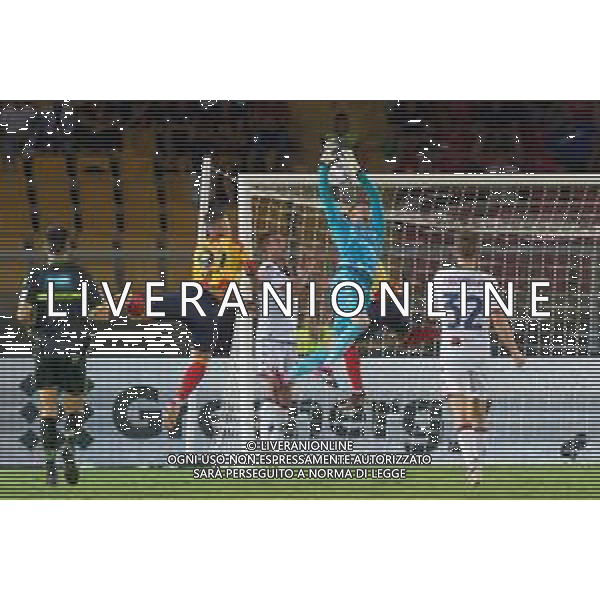 Josep Martinez (Genoa CFC) during the Italian soccer Serie A match US Lecce vs Genoa CFC on September 22, 2023 at Via del Mare Stadium in Lecce, Italy. Photo by Emmanuele Mastrodonato/ag. Aldo Liverani sas ©Emanuele Mastrodonato/AGENZIA ALDO LIVERANI SAS