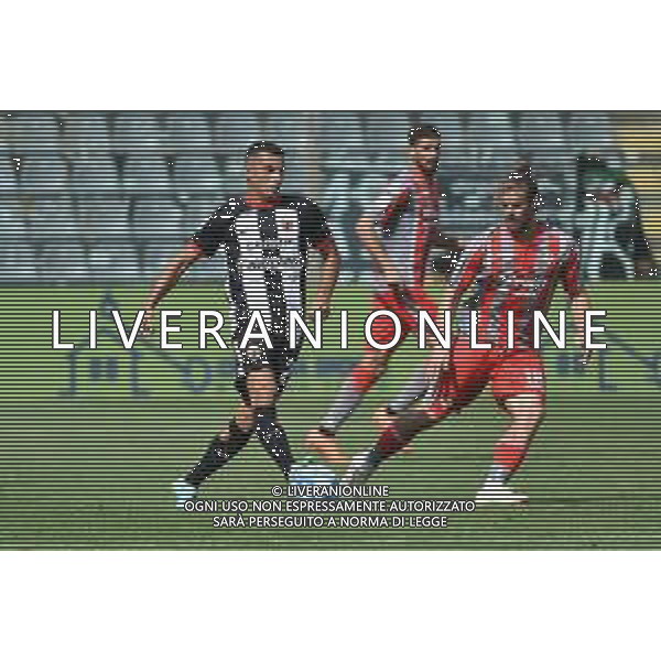 TVRG Cremonese vs Ascoli nella foto Tommaso Milanese (Ascoli) e Michele Castagnetti (Cremonese) Cremona 23-09-2023 Stadio Giovanni Zini Campionato Serie BKT - 6a giornata foto Roberto Garavaglia/ag. Aldo Liverani sas/AGENZIA ALDO LIVERANI SAS