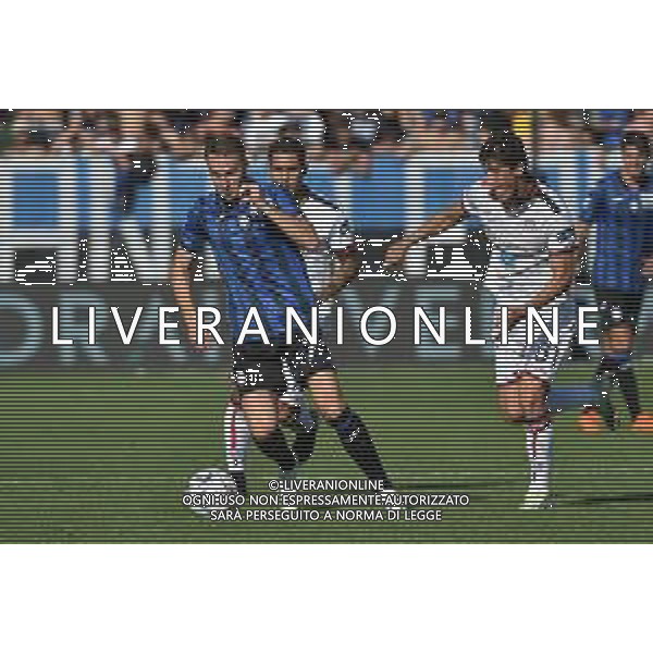 TVRG Atalanta vs Cagliari nella foto Teun Koopmeiners (Atalanta) e sulla DX Eldor Shomurodov (Cagliari) Bergamo 24-09-2023 Gewiss Stadium - Stadio Atleti Azzurri d\'Italia Campionato Serie A TIM - 5a giornata foto Roberto Garavaglia/ag. Aldo Liverani sas/ AGENZIA ALDO LIVERANI SAS