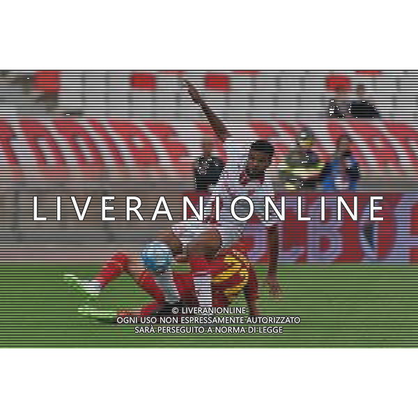 Malcom Edjouma (SSC Bari) and Davide Veroli (US Catanzaro 1929) during the Italian Serie B match SSC Bari vs US Catanzaro 1929 on September 24, 2023 at the San Nicola stadium in Bari, Italy. Photo by Emmanuele Mastrodonato/ag. Aldo Liverani sas ©Emanuele Mastrodonato / AGENZIA ALDO LIVERANI SAS