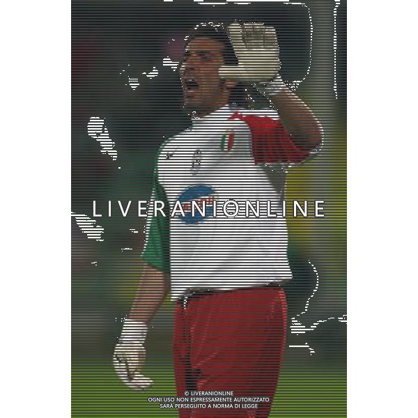 Firenze 01/12/2005 Fiorentina-Juventus Tim Cup 2005/2006 Nella foto: Buffon Gianluigi.* Ph Gianni Nucci/Agenzia Aldo Liverani