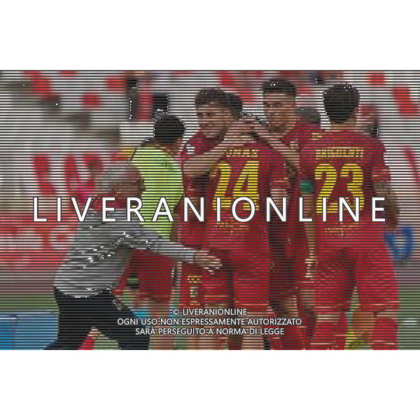 Dimitrios Sounas (US Catanzaro 1929) celebrates after scoring a goal with teammates during the Italian Serie B match SSC Bari vs US Catanzaro 1929 on September 24, 2023 at the San Nicola stadium in Bari, Italy. Photo by Emmanuele Mastrodonato/ag. Aldo Liverani sas ©Emmanuele Mastrodonato / AGENZIA ALDO LIVERANI SAS
