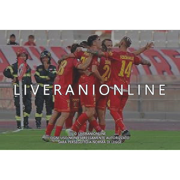 Dimitrios Sounas (US Catanzaro 1929) celebrates after scoring a goal with teammates during the Italian Serie B match SSC Bari vs US Catanzaro 1929 on September 24, 2023 at the San Nicola stadium in Bari, Italy. Photo by Emmanuele Mastrodonato/ag. Aldo Liverani sas ©Emmanuele Mastrodonato / AGENZIA ALDO LIVERANI SAS