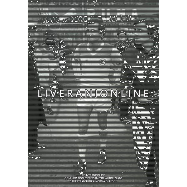 NEG-RETROSPETTIVA LUCIANO SPINOSI CALCIATORE NELLA FOTO LUCIANO SPINOSI CON LA MAGLIA DELLA ROMA NELL\'ANNO 1978-1979 AG ALDO LIVERANI SAS 