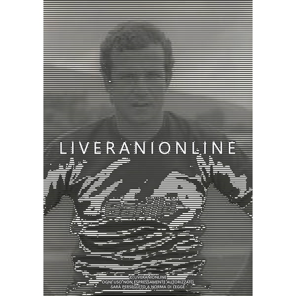 NEG-RETROSPETTIVA LUCIANO SPINOSI CALCIATORE NELLA FOTO LUCIANO SPINOSI CON LA MAGLIA DELLA ROMA CALCIO AG ALDO LIVERANI SAS   